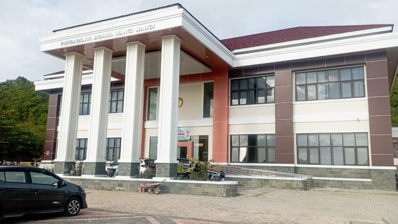 Kontak Administrator